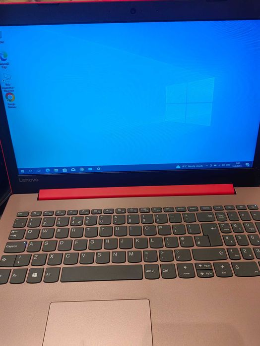 Червен Лаптоп Lenovo ideapad 320 ast 15inch/8Ram/1tb