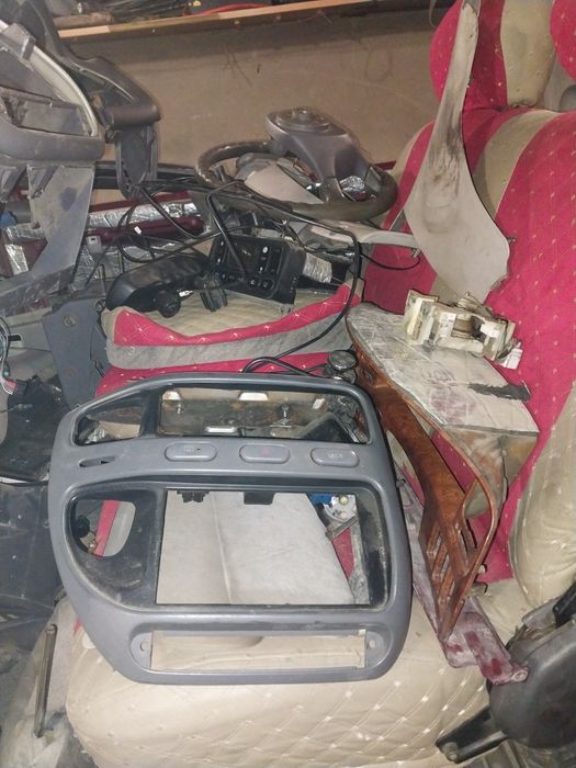 Продаю запчасти на делику булку