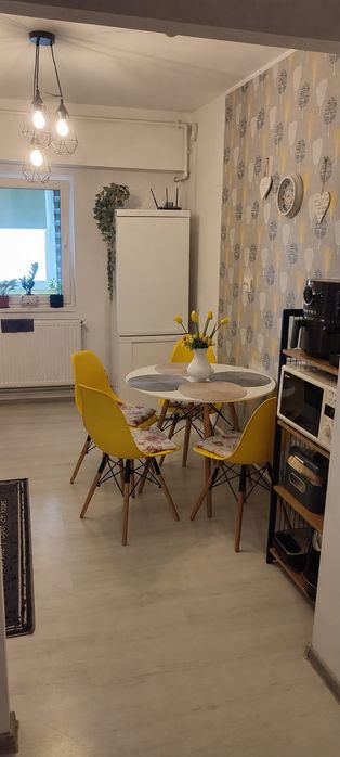 De vânzare apartament cu 3camere
