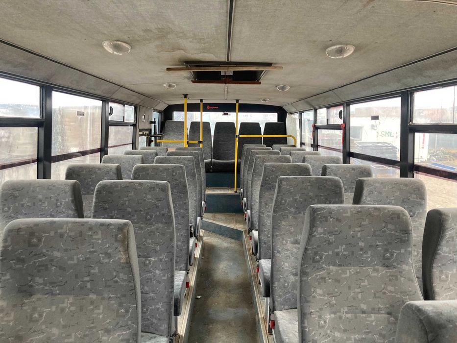 сиденья от автобуса