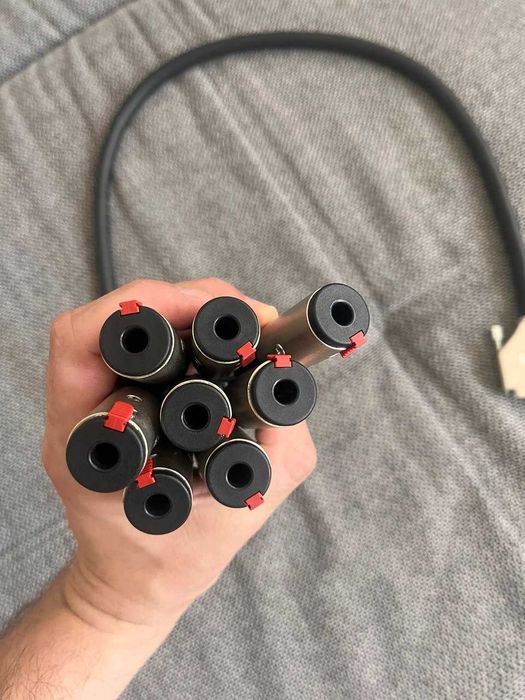 Mogami DB25 to 8 Neutrik Female Jack TRS Multi Analog Cable - кабел за свързване на аудио системи