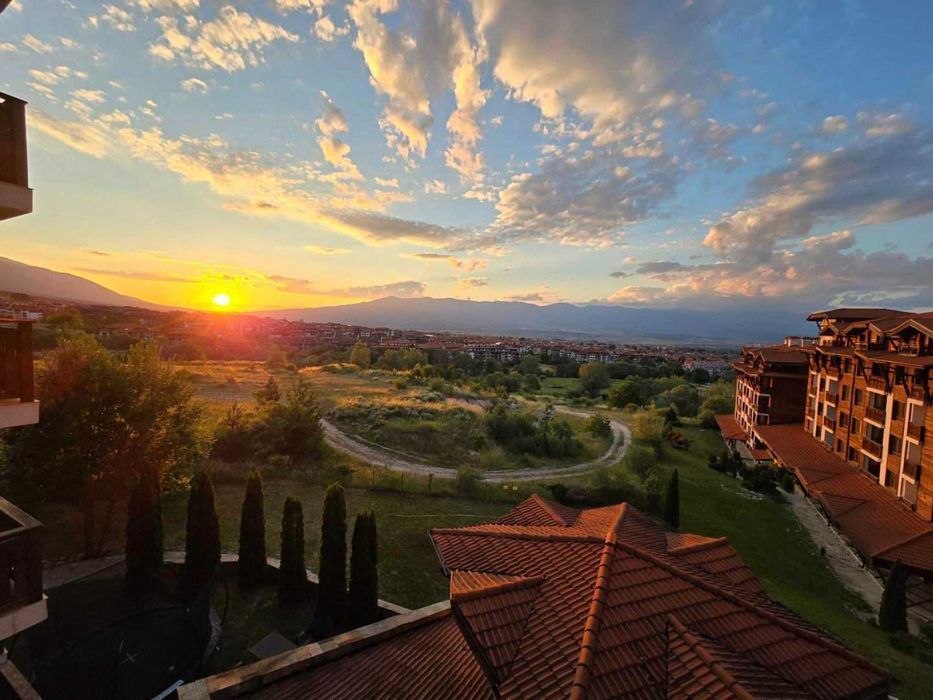 Тристаен апартамент в комплекс с минерална вода за продажба в Банско