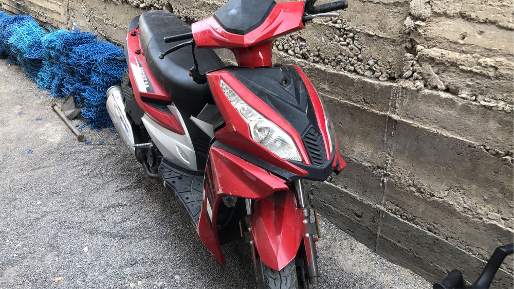 Продам мопед 150куб