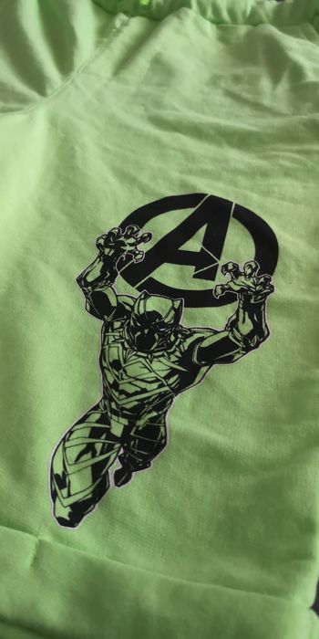 Vind pantaloni cu halc