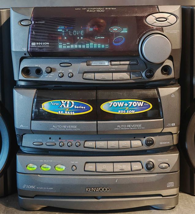 Kenwood RXD-500 2x100W, 3 CD changer, A/B cassette deck, AUX, 3-way Bass-reflex колони