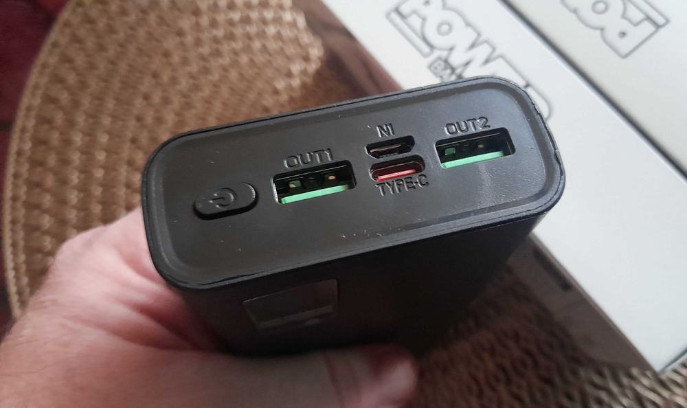 Baterie externa 20000mA powerbank incarcare fast charge 66w , afisaj