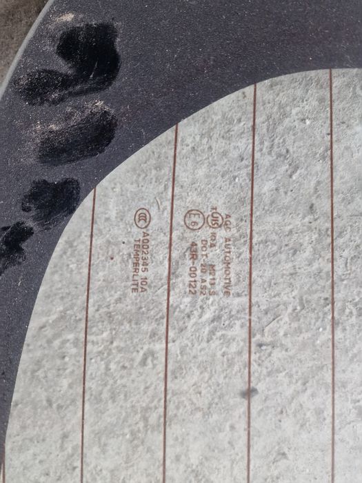 Luneta Mercedes c class combi, audi a5, mitcubishi asx