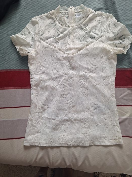 Top din dantela nou
