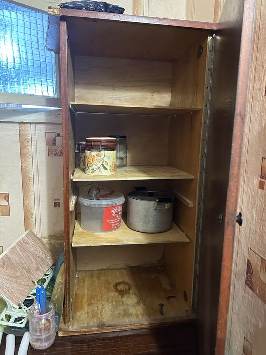 трюмо/шкафчик/столик/шторы