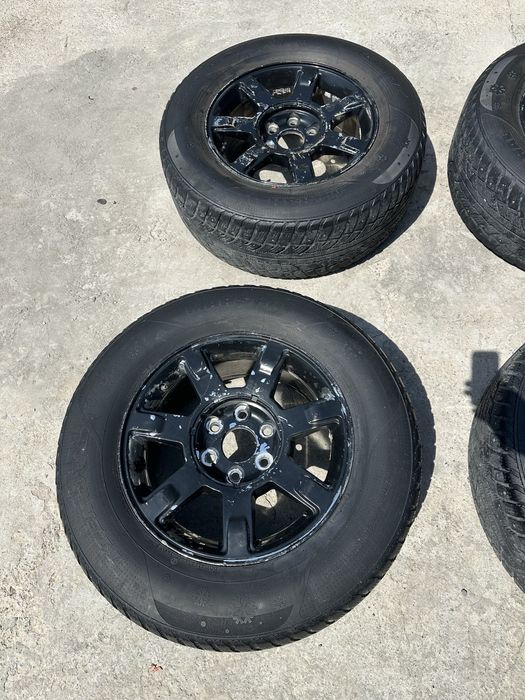 Cadillac Escalade 285.65R18