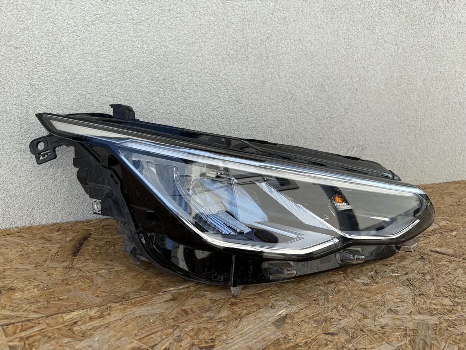 Far dreapta VW Golf8 Golf MK8 Full LED Original Europa