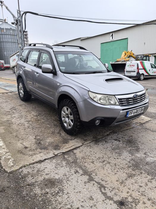 Субару форестер 2010