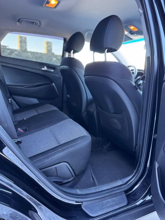 Продам автомобиль Hyundai Tucson