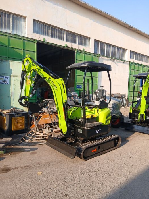 Мини экскаватор (спец техника)