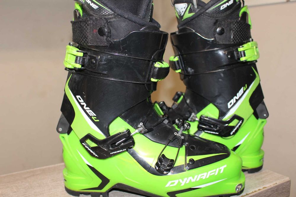 Clapari ski/schi de tura Dynafit one u nr 42