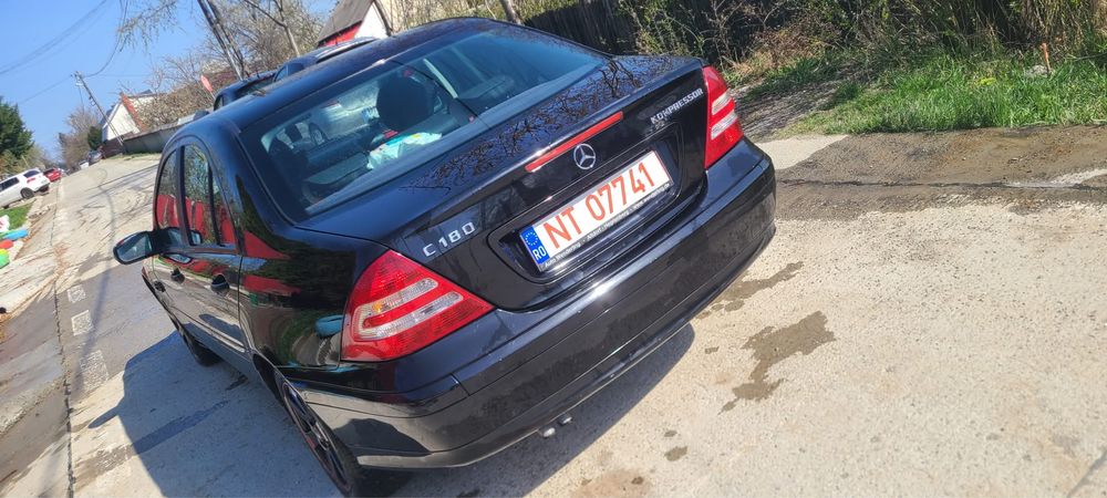 De vanzare pret 2500 euro
