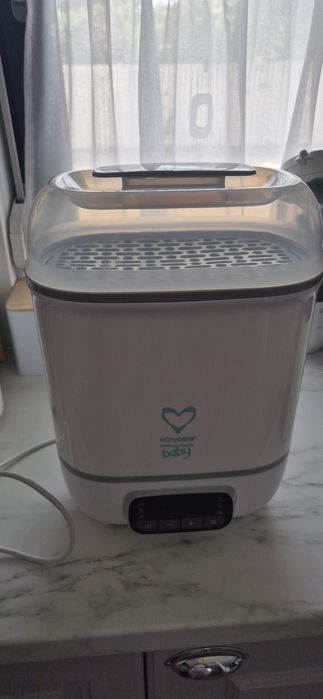 Vând sterilizator biberoane 4 în 1