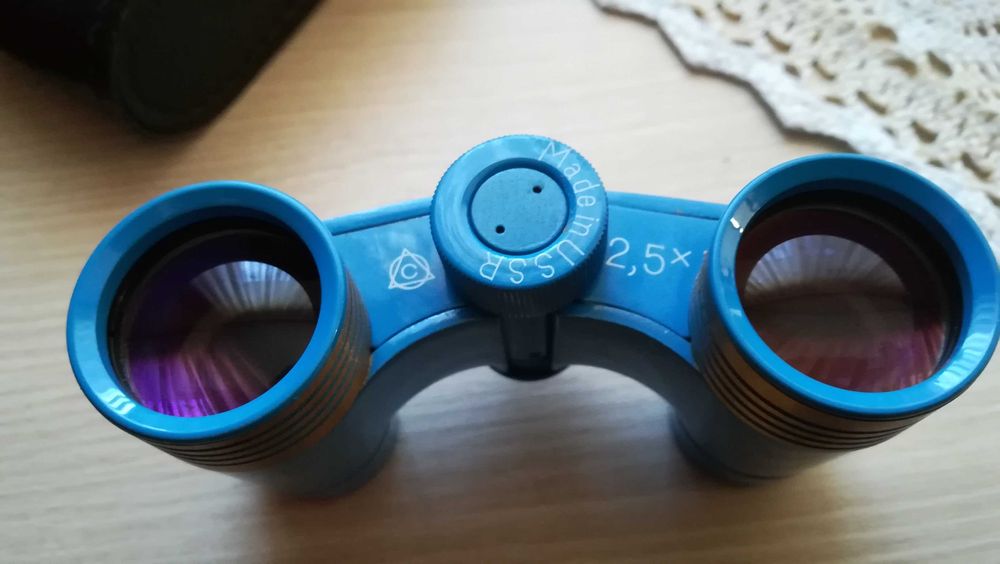 binoclu teatru opera, rusesc,  cu toc ,etui ,  2,5 x