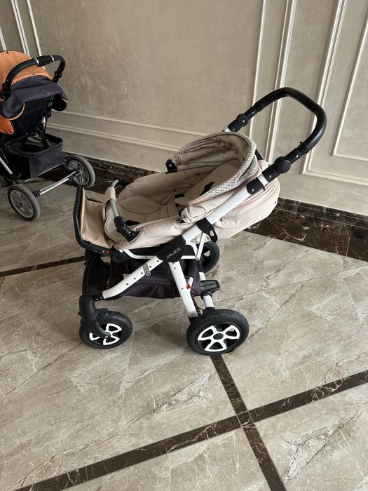 Продаётся коляска Adamex Alex