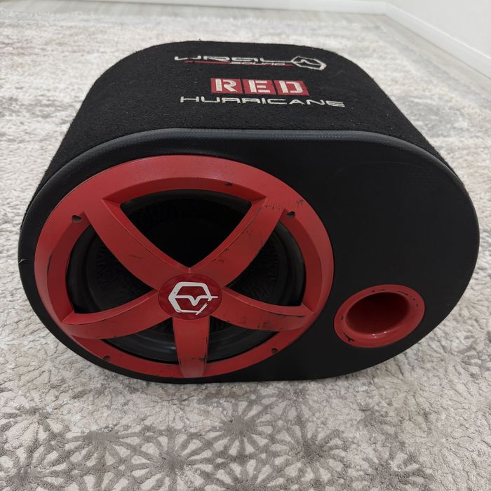 Сабвуфер Ural Red Hurricane 12a
