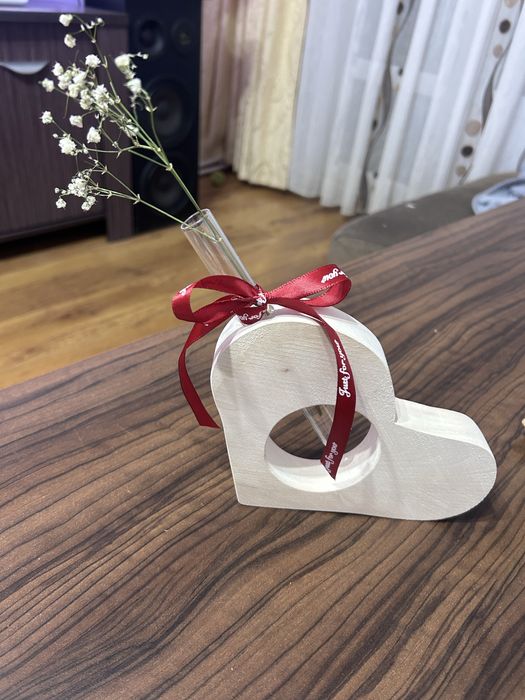 Ръчно изработени дървени украшения