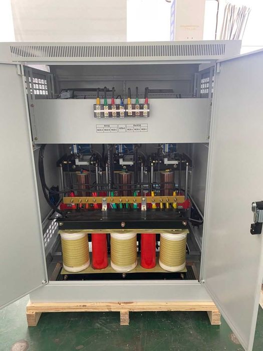 Cтабилизатор напряжения 120кВА, 380В, PowerPik PROM