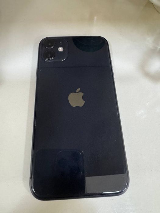 Iphone 11 sotiladi srochnna narxini kelishamiz