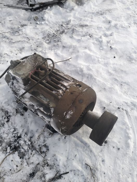 Электро двигателя с крана МАЗ