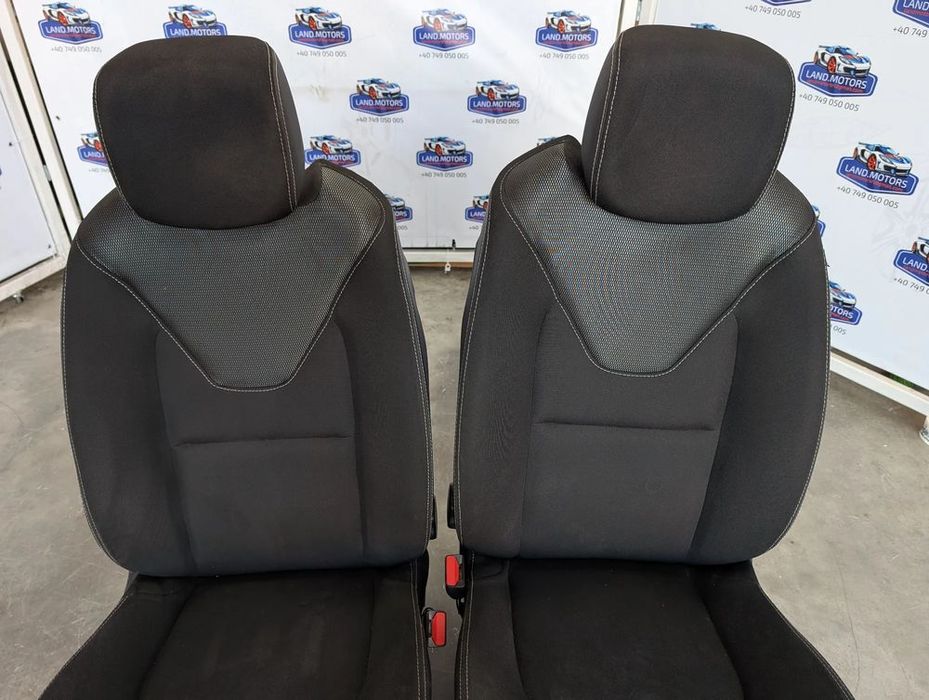 SCAUN FATA STANGA + DREAPTA / TEXTIL RENAULT CLIO IV 2015 0.9 BENZINA / 2012-2019