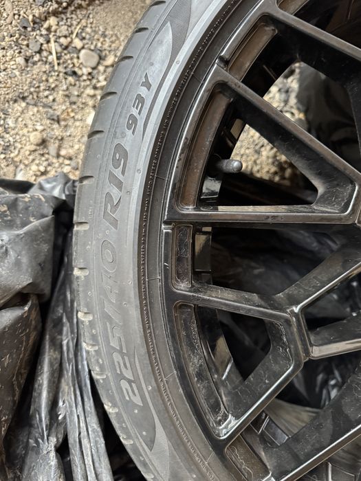 Roti/jante bmw r19 Pireli P Zero