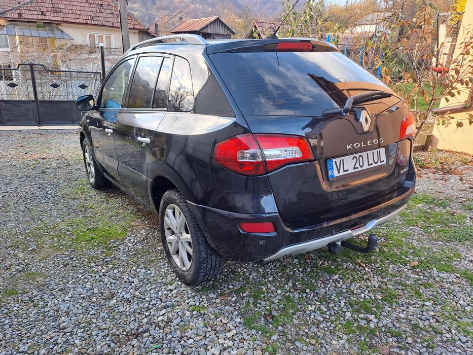 Vând Renault Koleos 4×4 motor 2.0 dCI