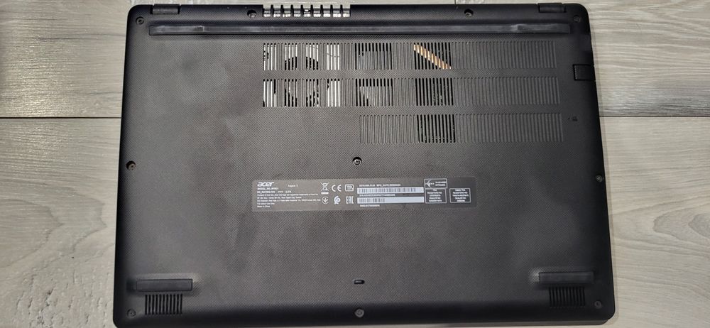 Acer Aspire A315-54-i3 8130u/8гб/128гб м.2
