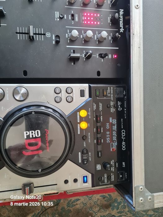 Pioneer cdj400 2 buc și valiza originala
