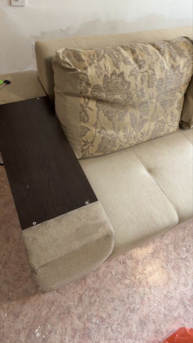 Угловой диван , раскладной