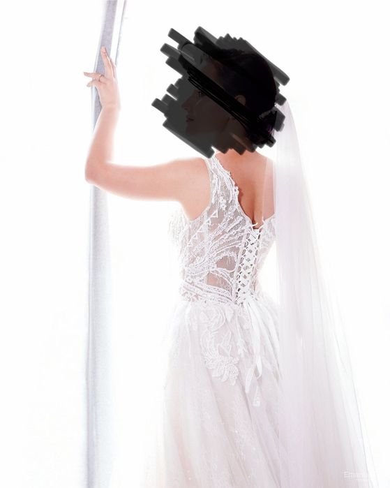 Rochie mireasa cu voal