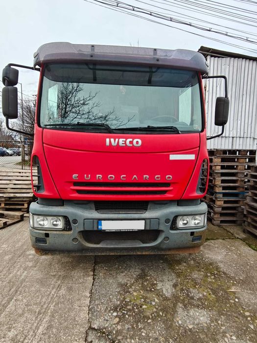 IVECO EUROCARGO cu bena basculanta pe 3 parti si prelata, Volum 6 mc