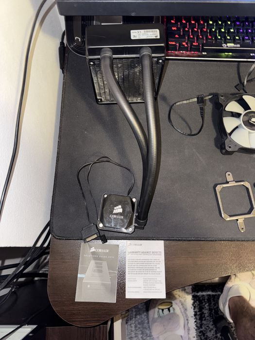 H80i Corsair Hydro series - водно охлаждане