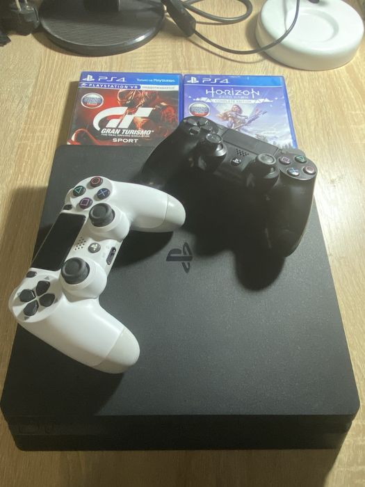 Sone Playstation 4