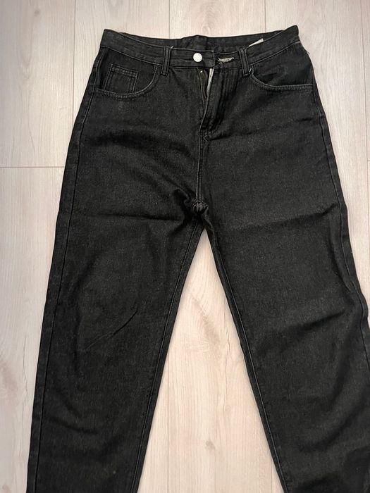 Черные джинсы продам