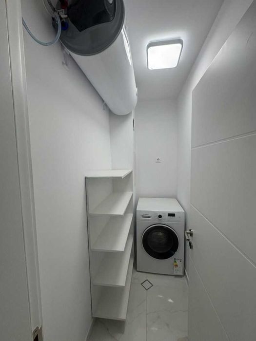 Продава се Тристаен апартамент в Пловдив, Остромила - 96 кв.м за 1190 €/кв.м - Снимка #8