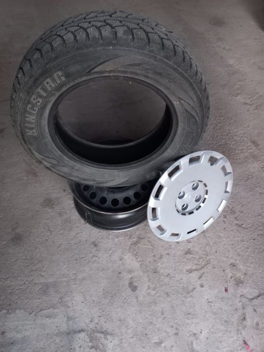 Продам зимние шины 195/65 R15