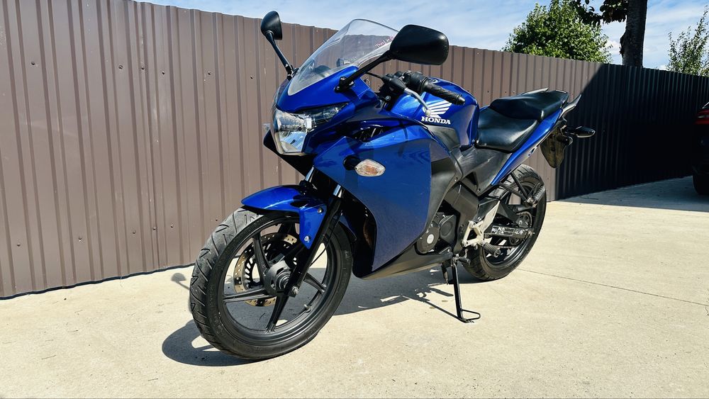 Honda CBR 125cc 2014 A1 Nu(Yamaha/Suzuki/KTM)