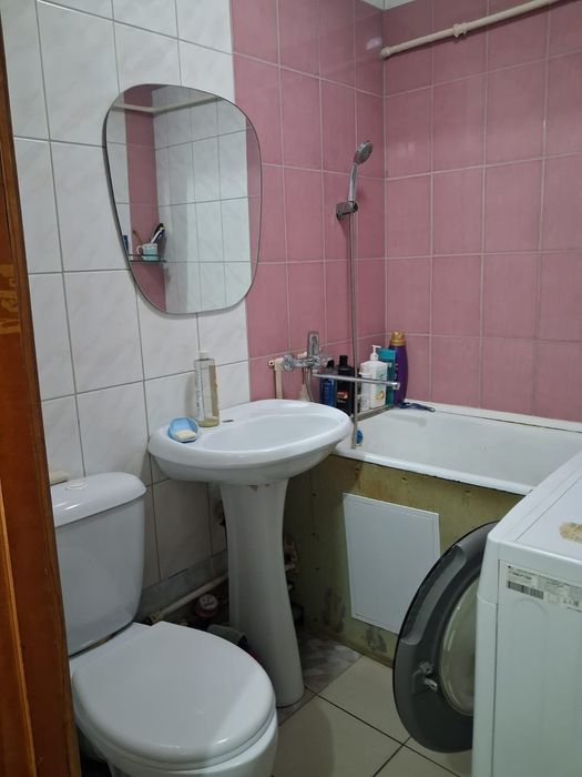 Продам 1к р-н Атлантиды  5/5