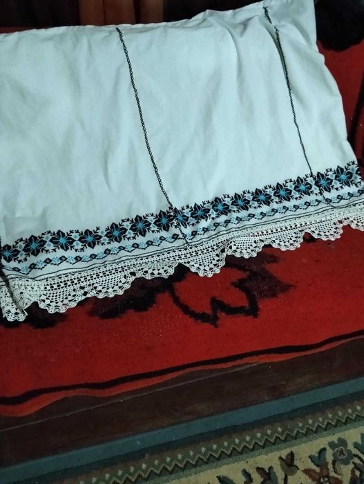 Vând Costum Popular