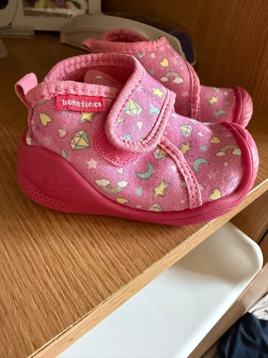 Papuci de casă . Biomecanics