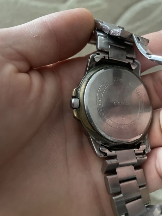 Продам часы CASIO