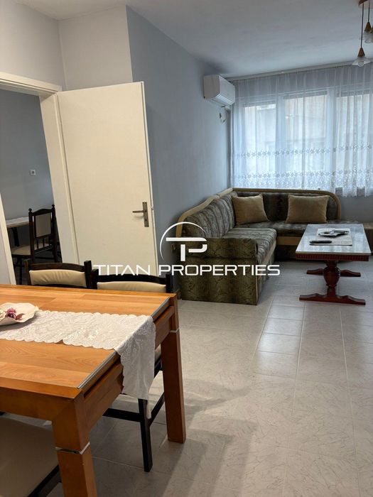 Дава се под наем Тристаен апартамент в Бургас, Център - 92 кв.м за 510 € - Снимка #2