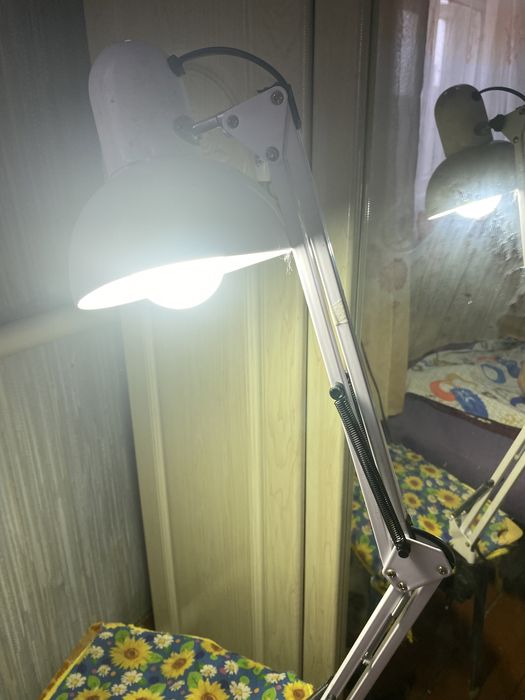 кушотка мен лампа сатылады