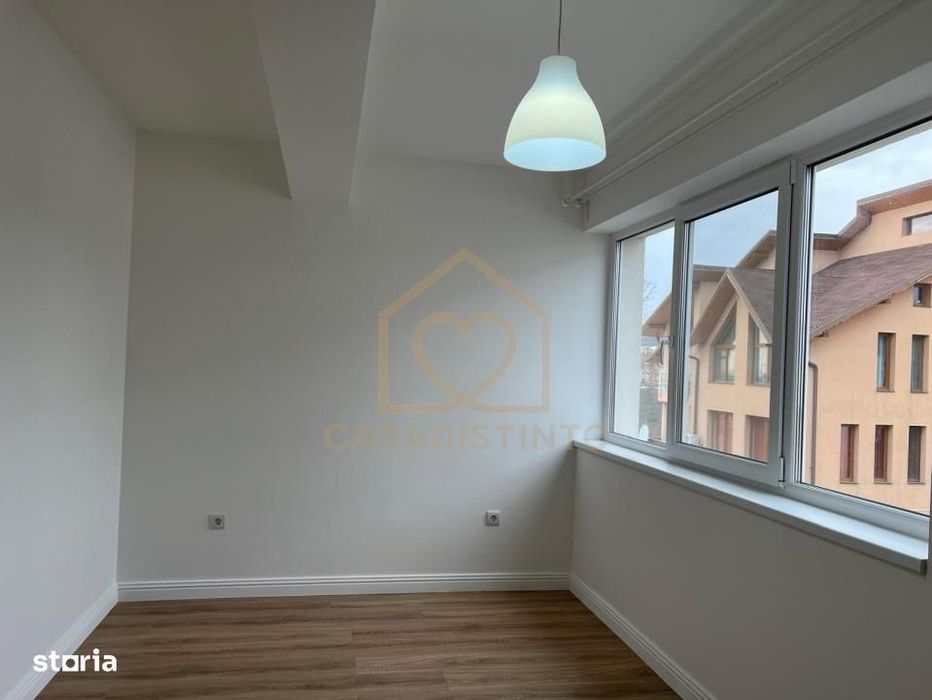Apartament 3 camere de vanzare in complex cu piscina