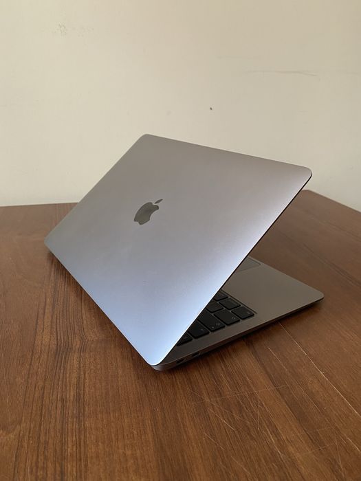 MacBook Air 13(2020)